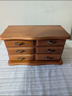 Vintage Wooden Jewelry Box 3-Drawer Chest Ornate Hardware Made in Taiwan